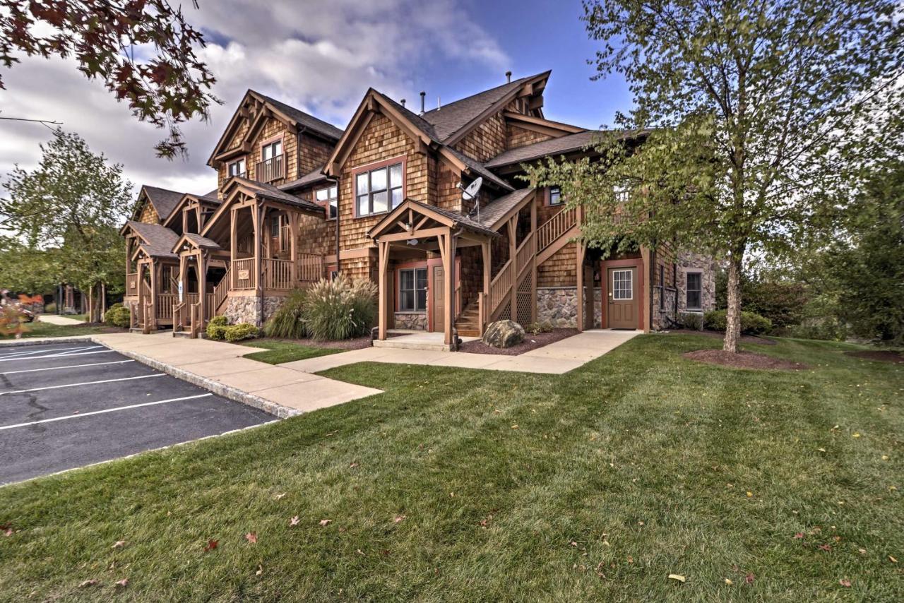 Spacious Condo With View Less Than 1 Mi To Mtn Creek Resort! Vernon Eksteriør billede