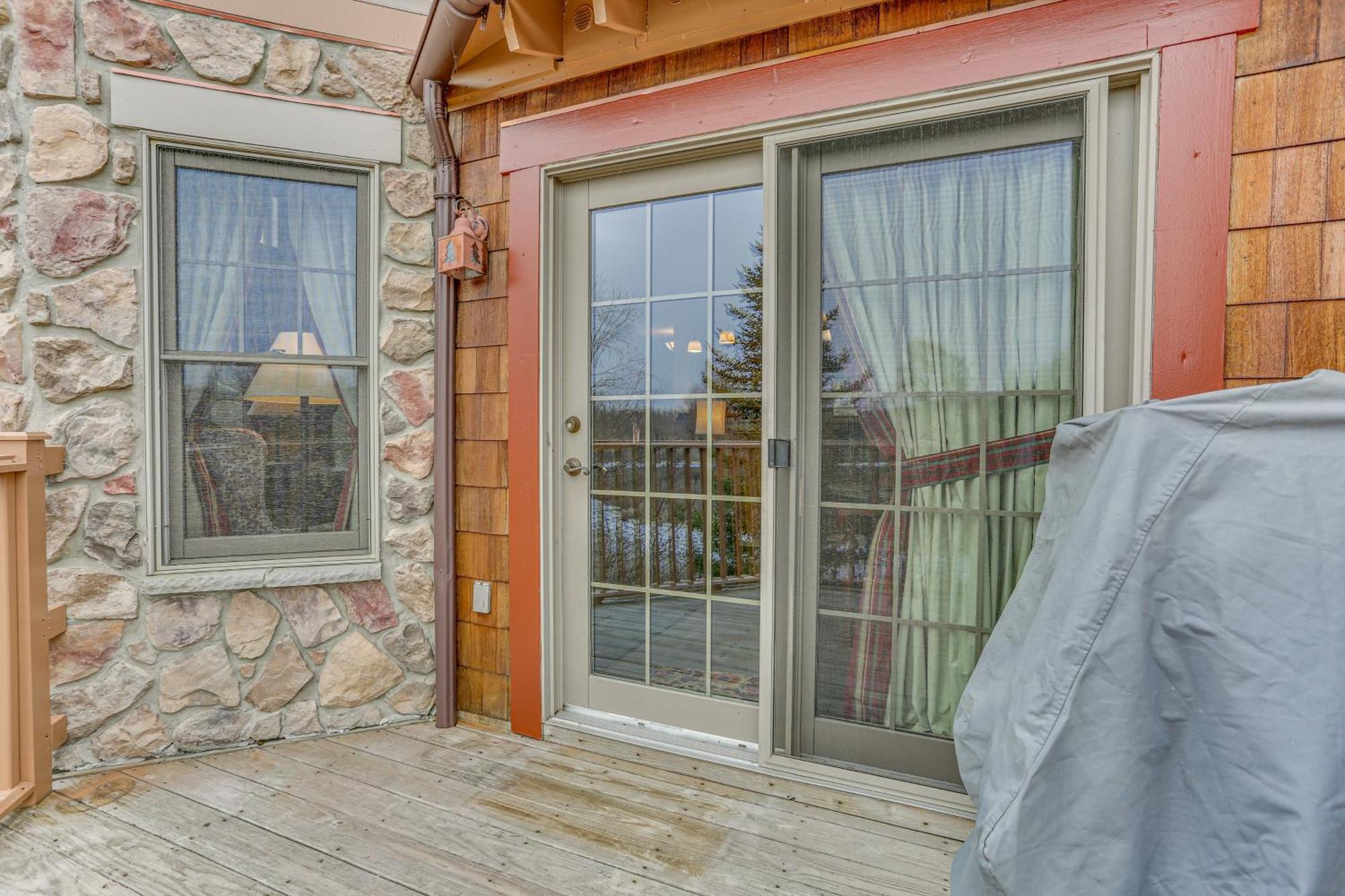 Spacious Condo With View Less Than 1 Mi To Mtn Creek Resort! Vernon Eksteriør billede